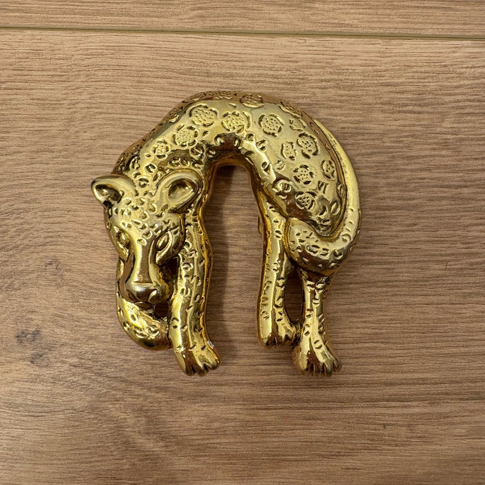 Rare Vintage Gold Tiger / Cat Belt Buckle.
